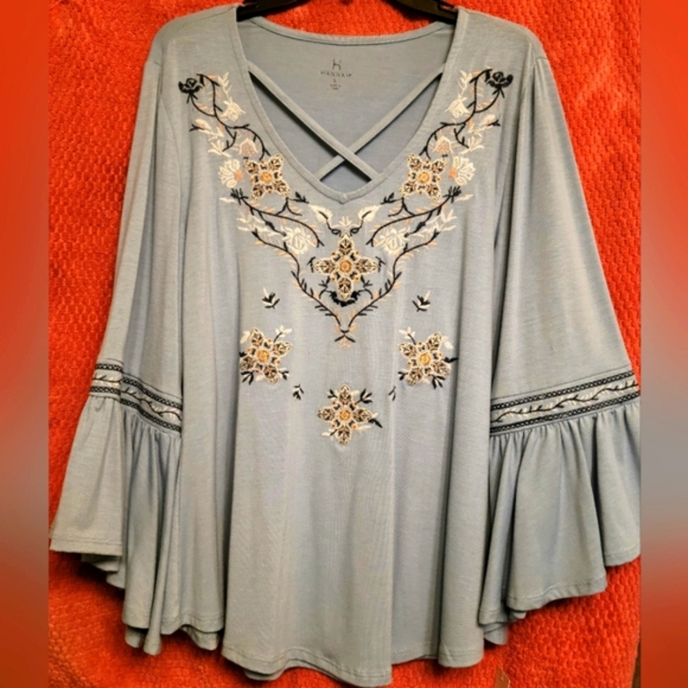 Embroidery blue top size L